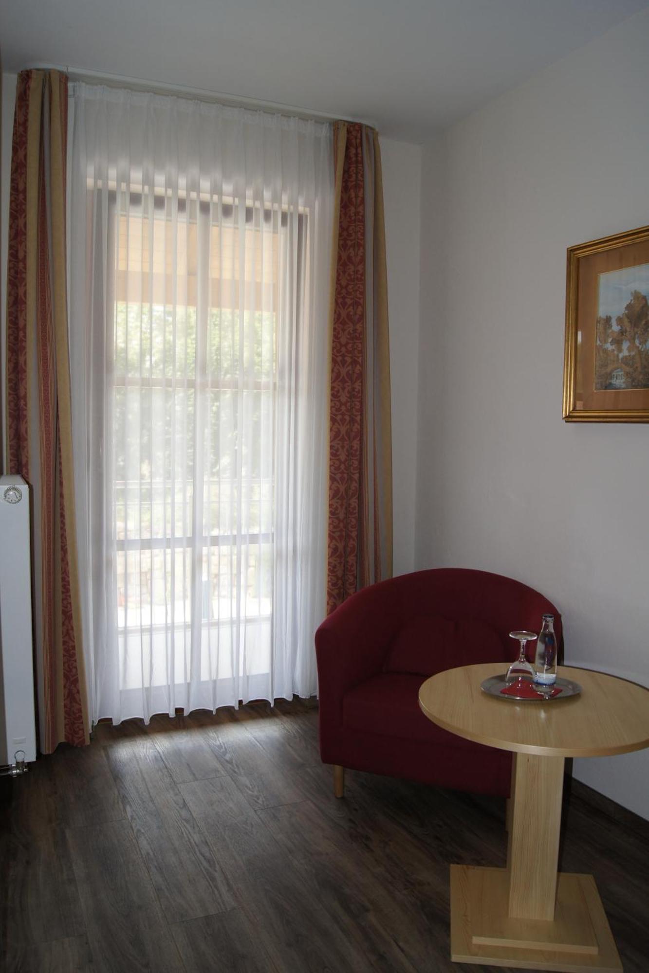 Gasthof Schoenau Heilsbronn Номер фото